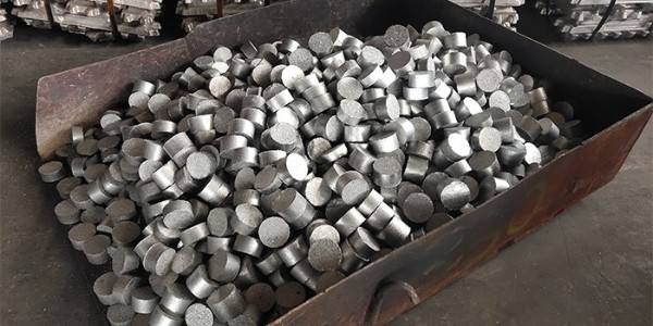 鋁屑壓塊機(jī)漏油怎么辦？鋁屑壓塊機(jī)常見問題解答